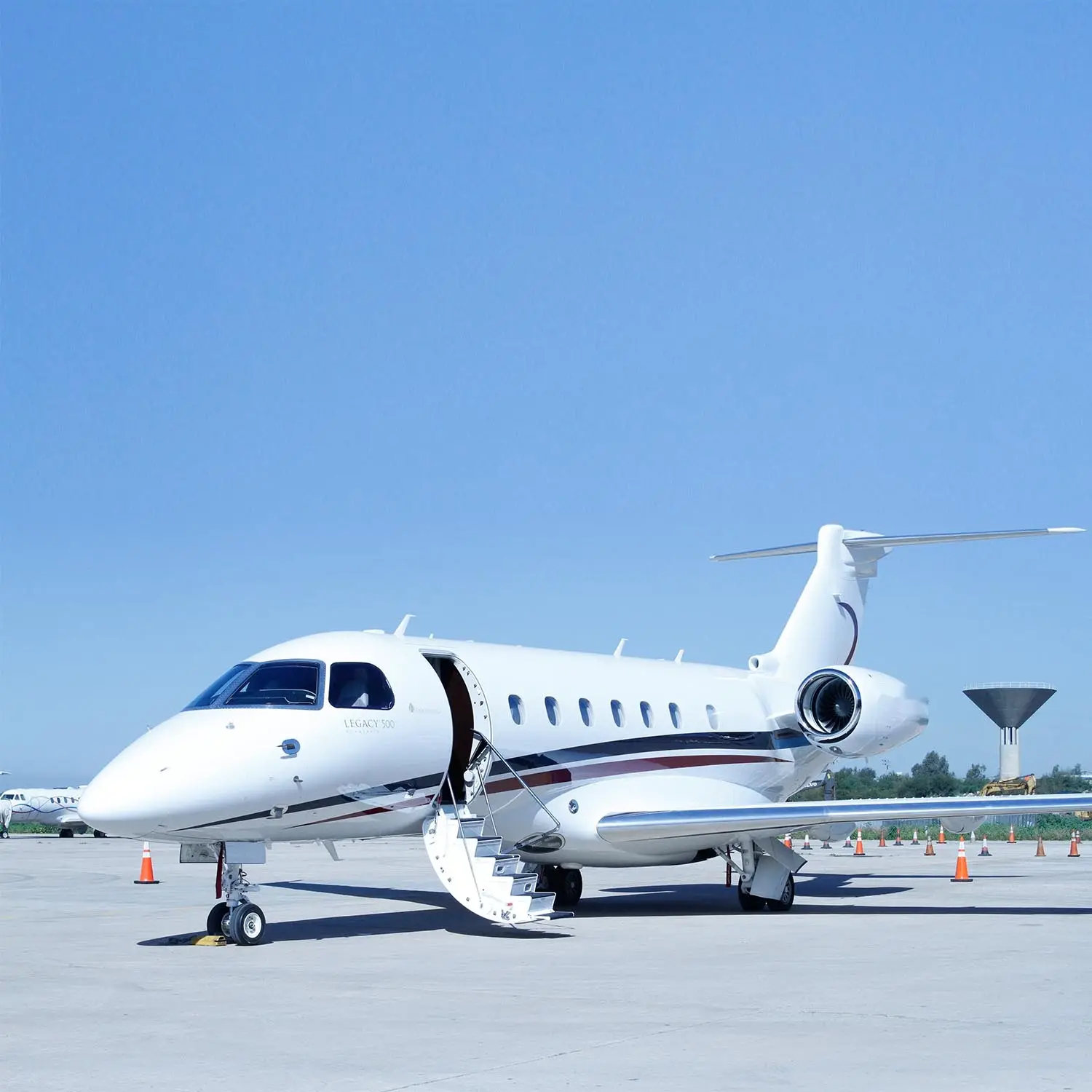 Embraer Legacy 500 OD-CXJ operated by Cedar Executive photo 4