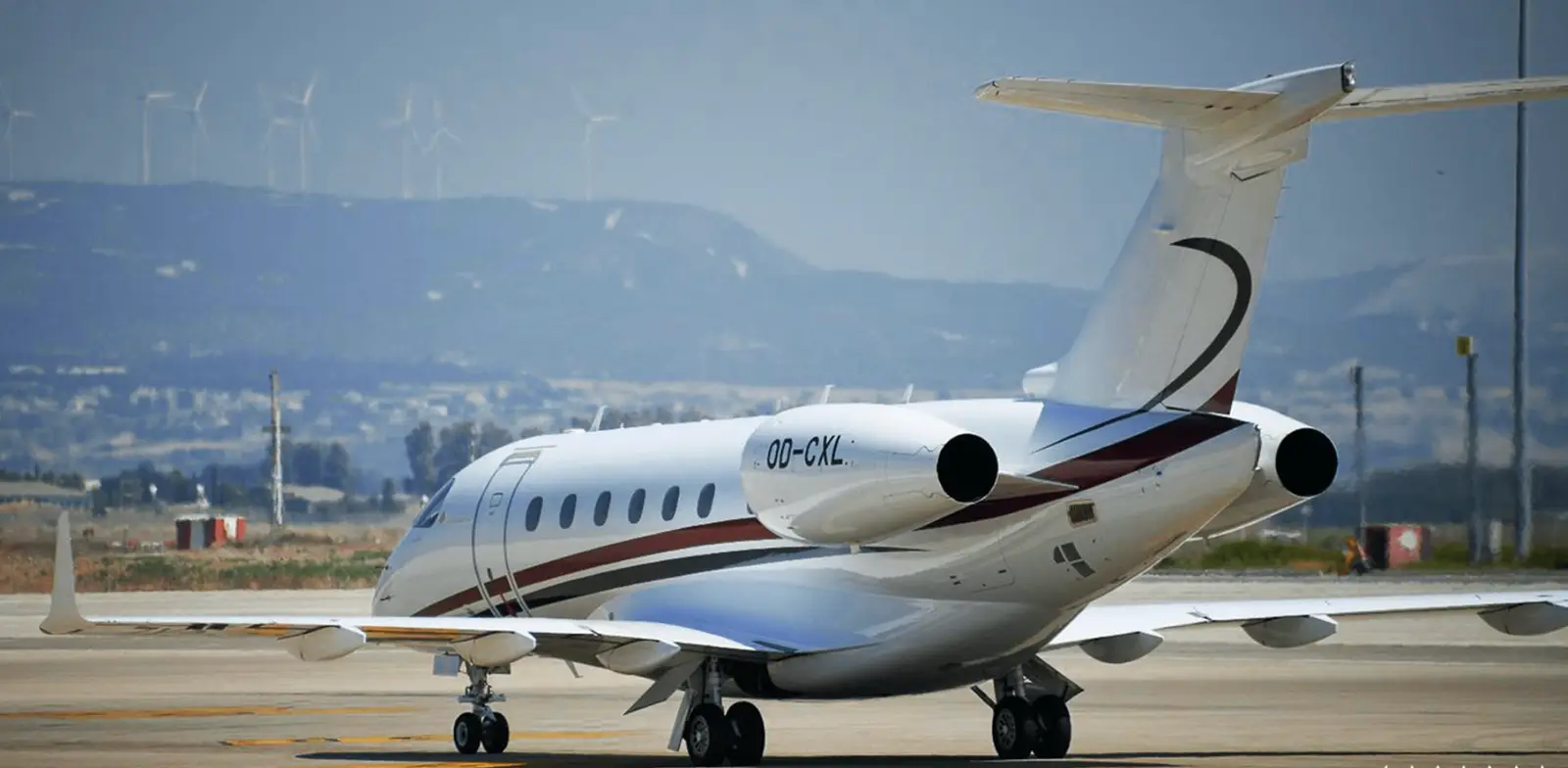 Embraer Legacy 500 OD-CXL operated by Cedar Executive photo 4