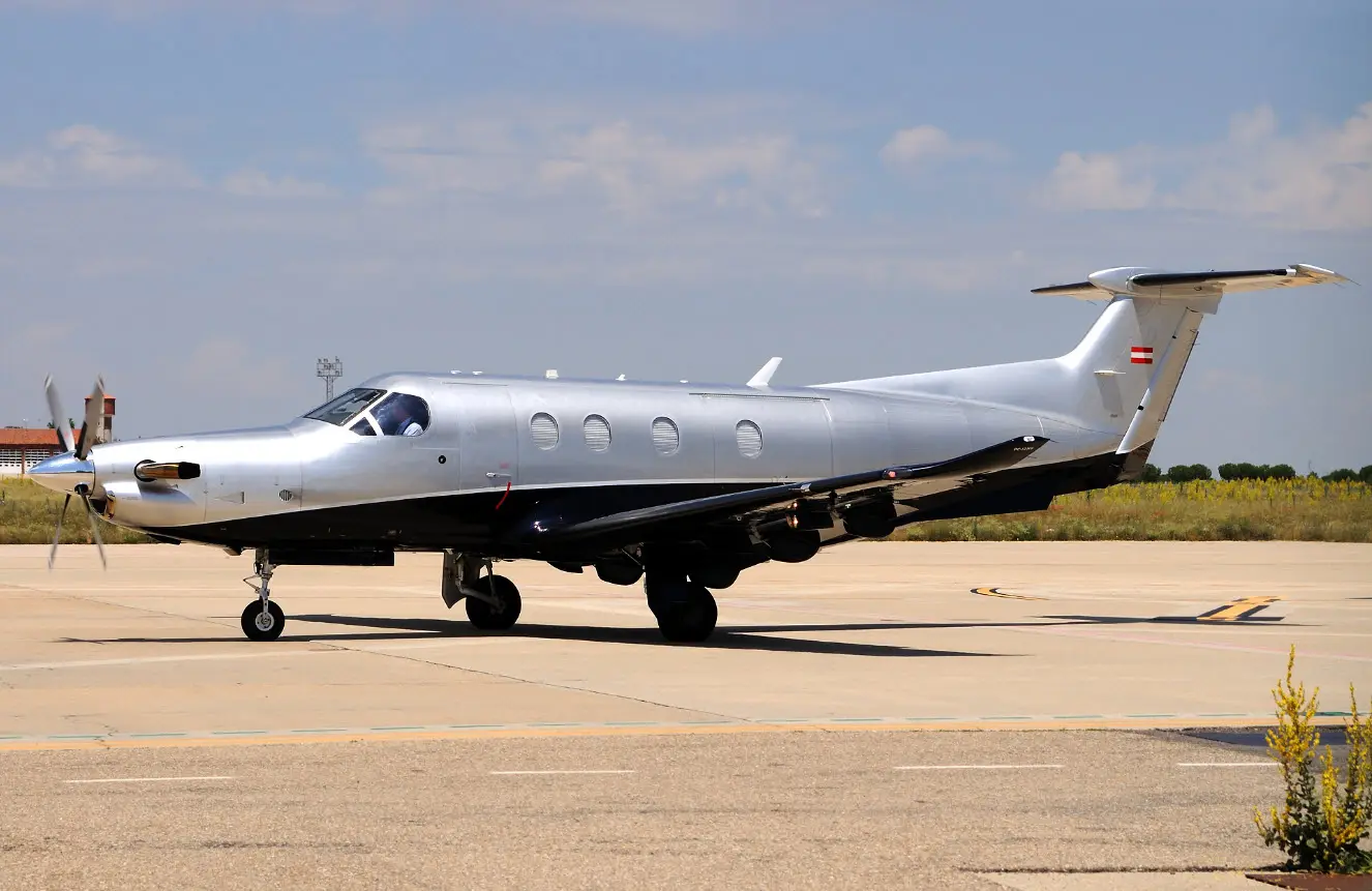 Pilatus PC-12/47 OE-EGO operated by Airlink Luftverkehrs GmbH photo 4