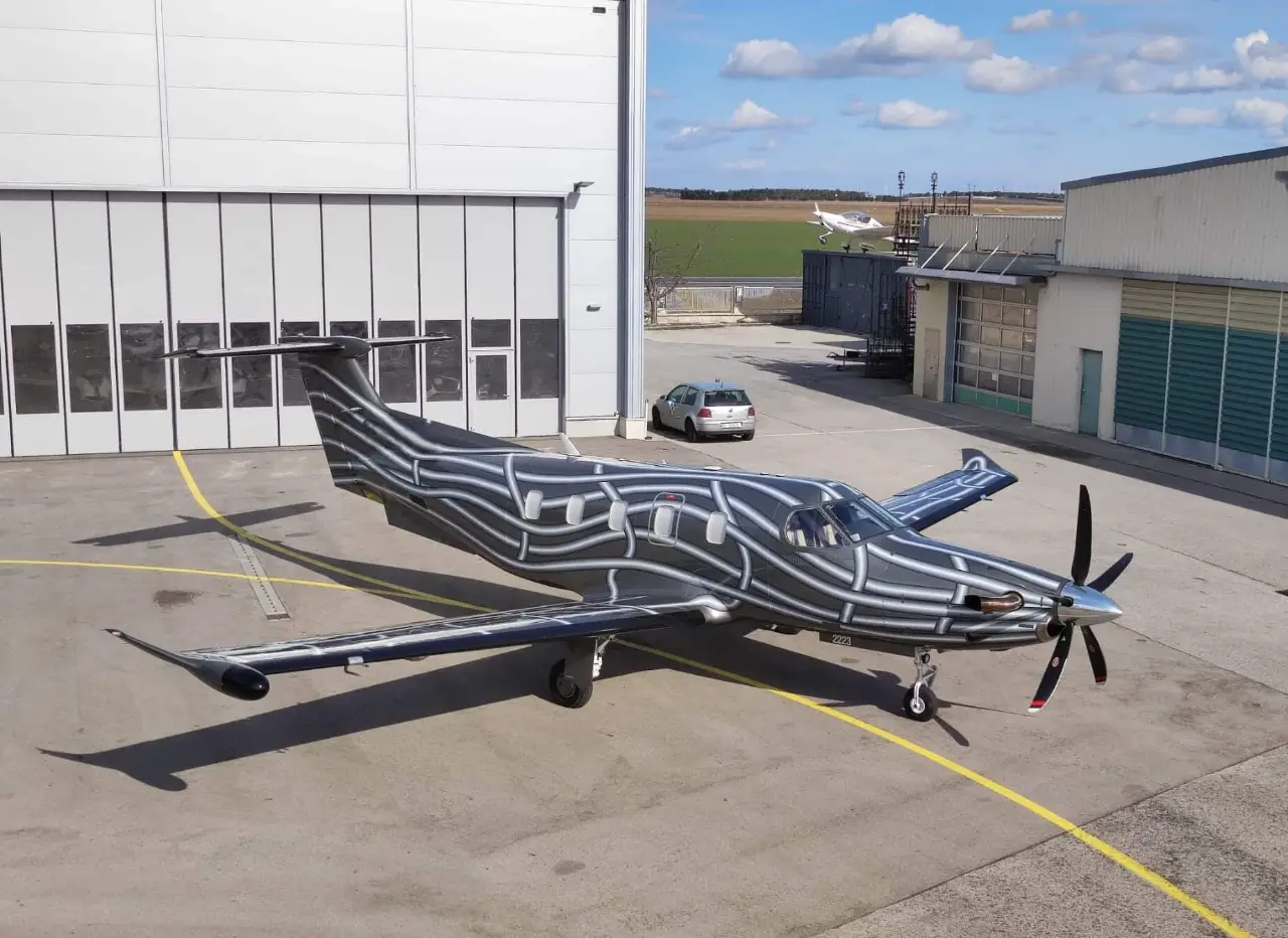 Pilatus PC-12/47 NG OE-EJJ operated by Pilart Air, exterior