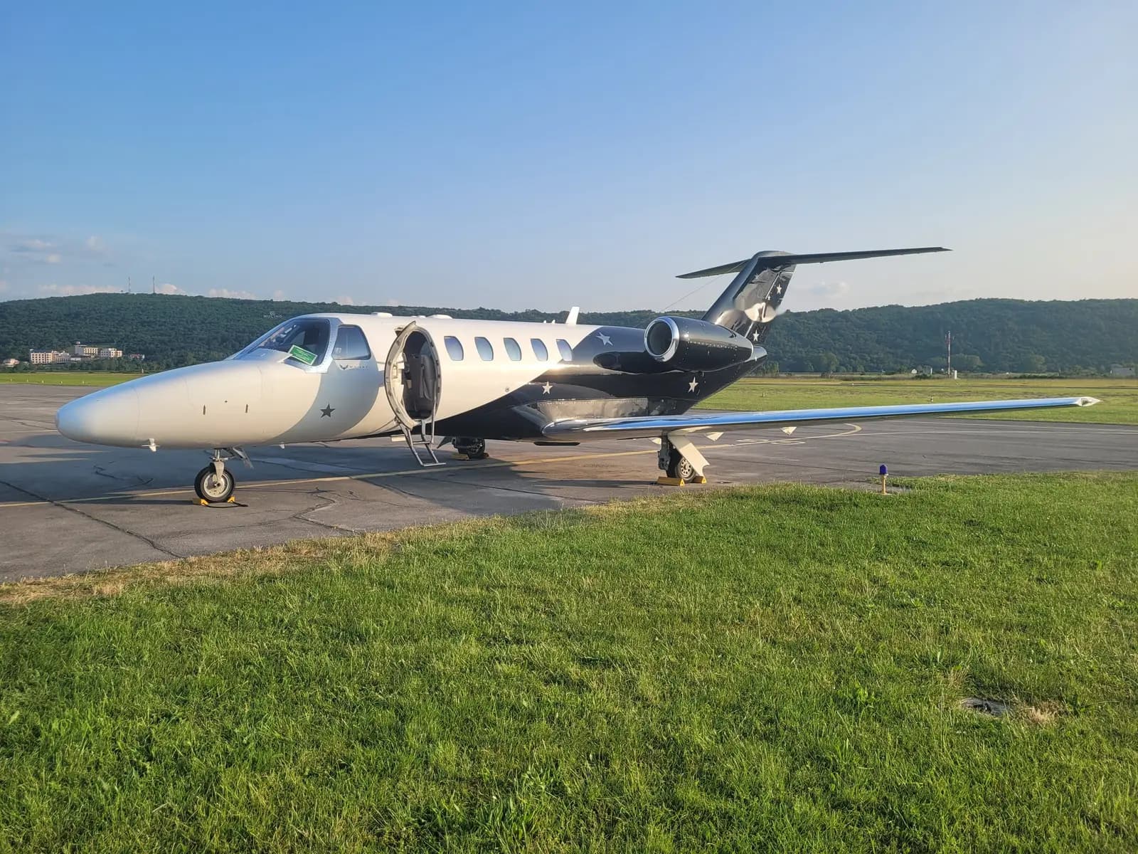 Cessna Citation CJ2+ OE-FBL operated by Avcon Jet AG photo 6