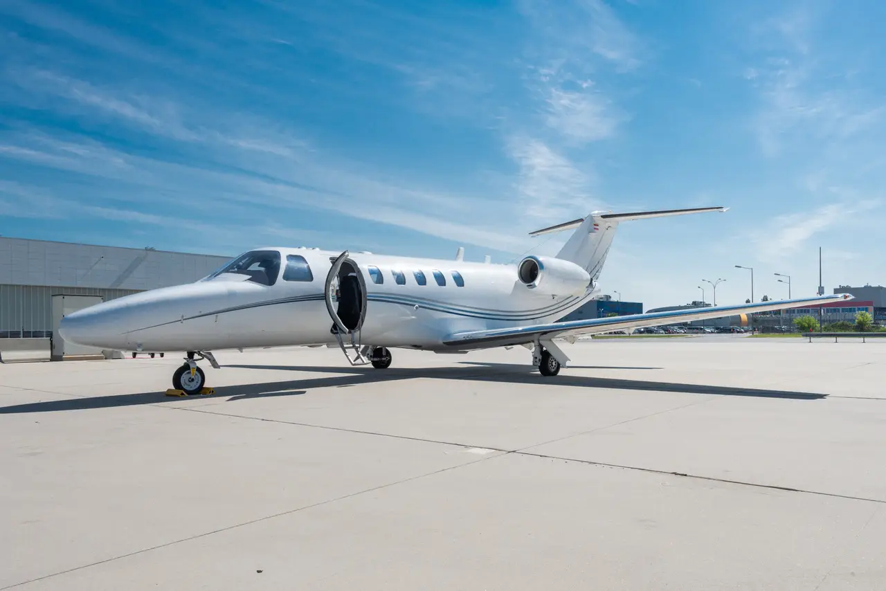 Cessna Citation CJ2 OE-FUX operated by Bairline Fluggesellschaft photo 4