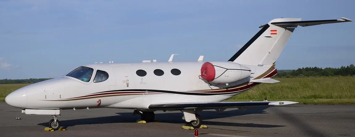 Cessna Citation Mustang OE-FZE operated by GlobeAir photo 4