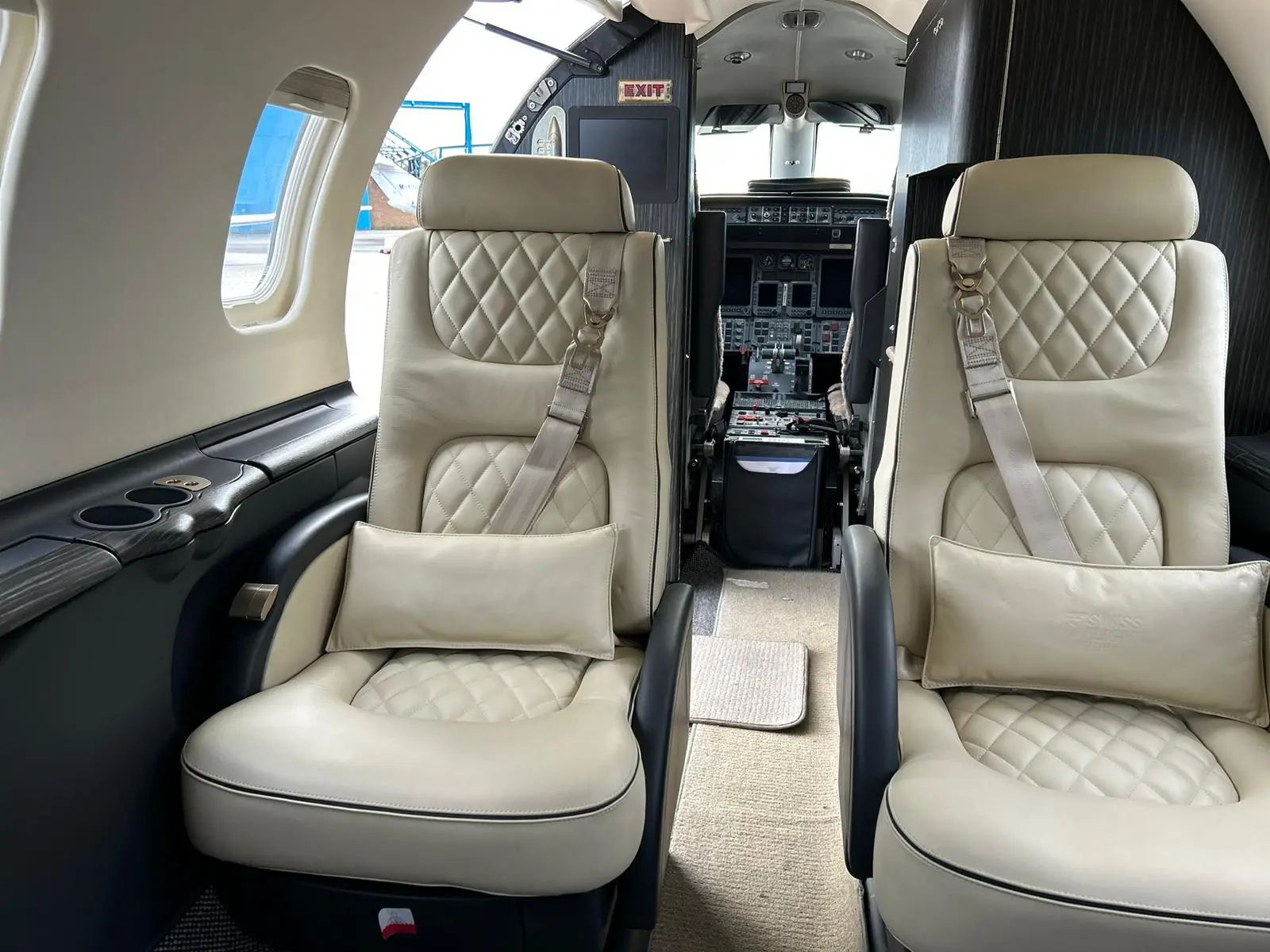 Bombardier Learjet 45 OE-GED operated by JETCOM photo 3