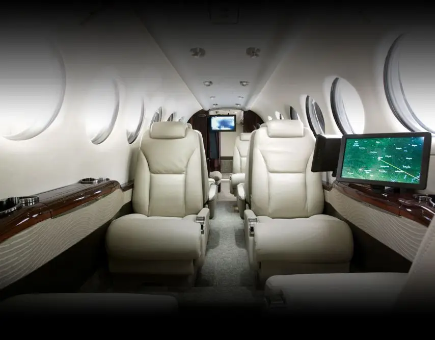 Beechcraft King Air 350 OE-GFM operated by Airlink Luftverkehrs GmbH photo 2