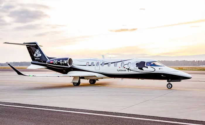 Bombardier Learjet 75 OE-GJW operated by Avcon Jet AG photo 2