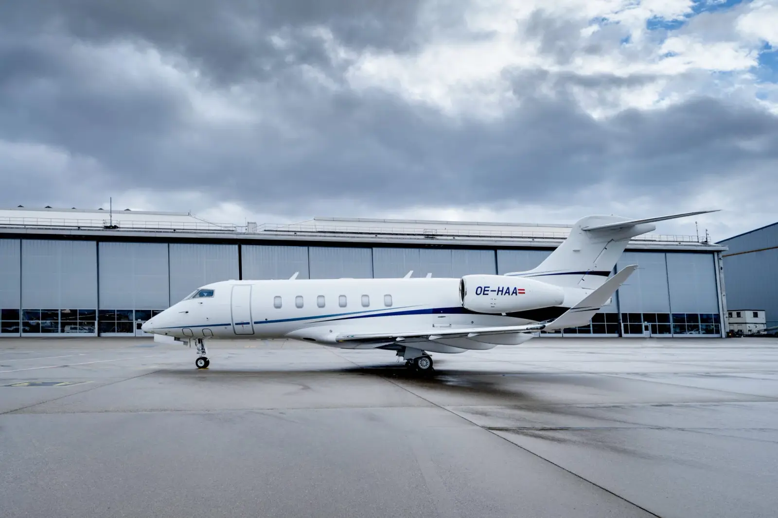 Bombardier Challenger 350 OE-HAA