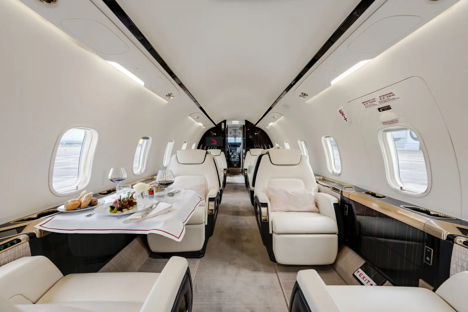 Bombardier Challenger 350 OE-HAA operated by SPARFELL Aviation Group photo 5