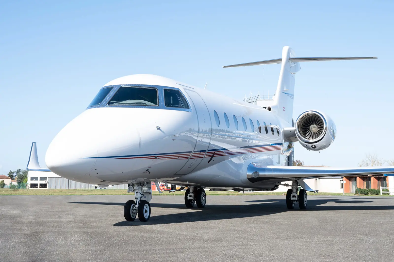 Gulfstream G280 OE-HAG operated by SPARFELL Aviation Group photo 4
