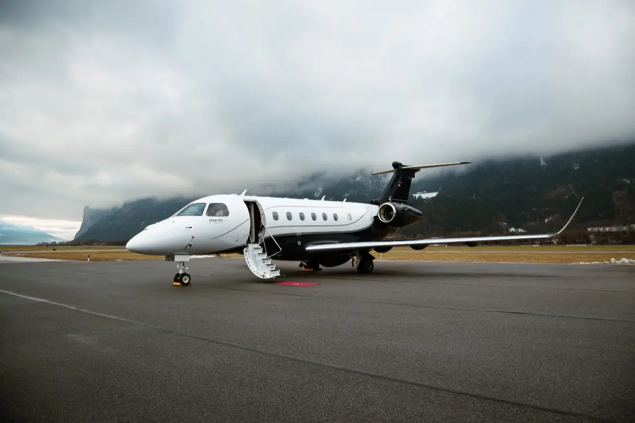 Embraer Praetor 600 OE-HBH operated by SPARFELL Aviation Group photo 4