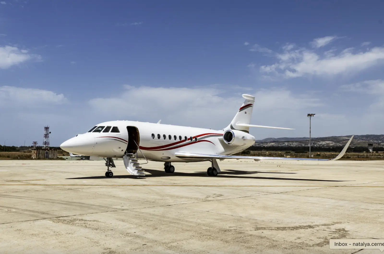 Dassault Falcon 2000LX OE-HHS operated by Skyside GmbH photo 2