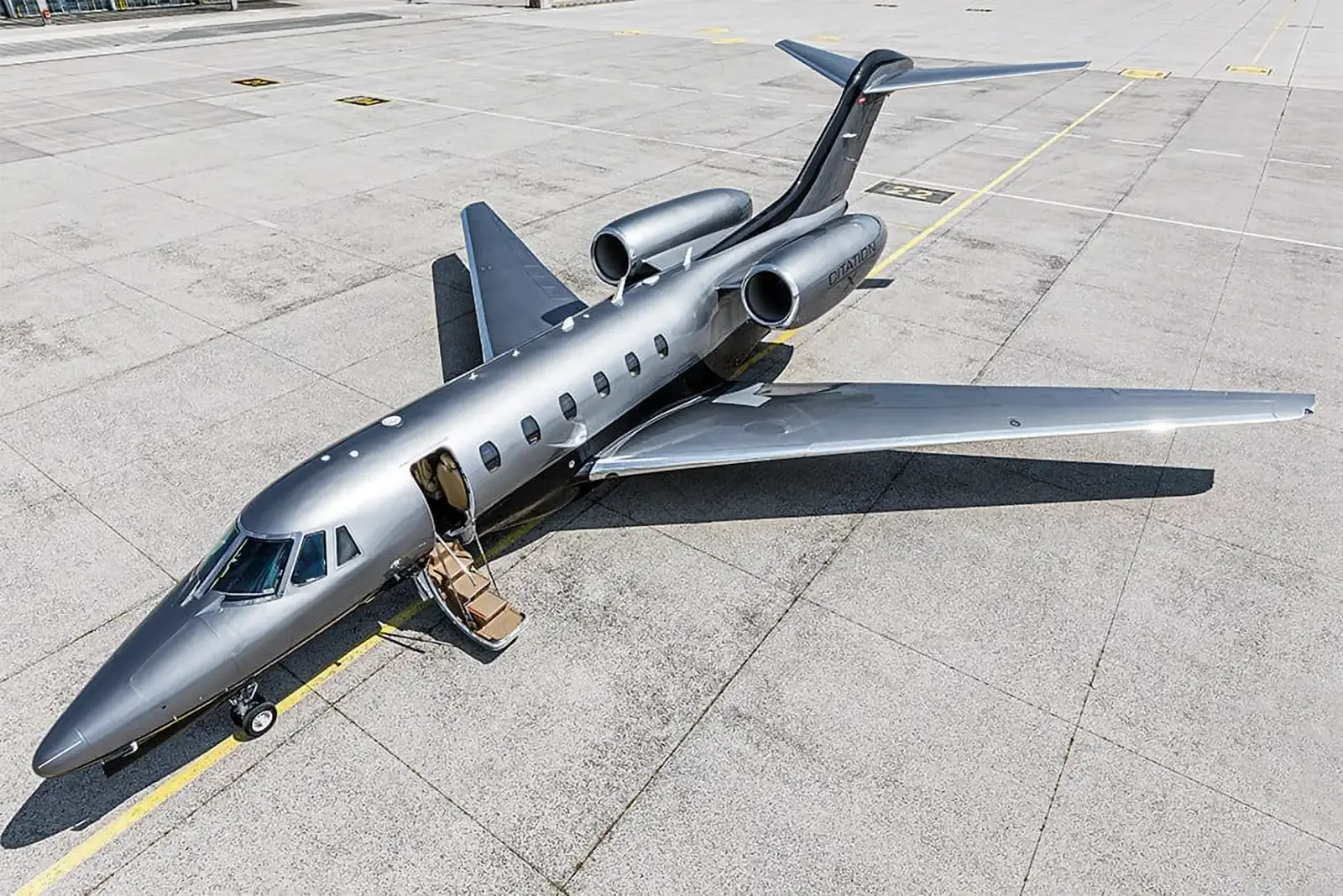Cessna Citation X OE-HWJ operated by Avcon Jet AG photo 3