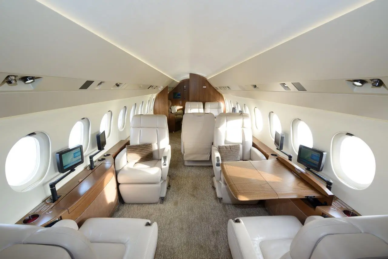 Dassault Falcon 900DX OE-IGE operated by International Jet Management GmbH photo 2