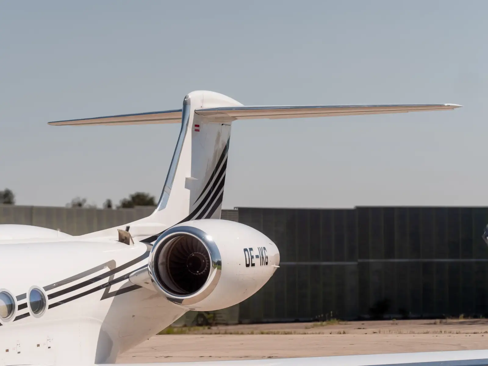 Gulfstream G550 OE-IKG operated by Skyside GmbH photo 5