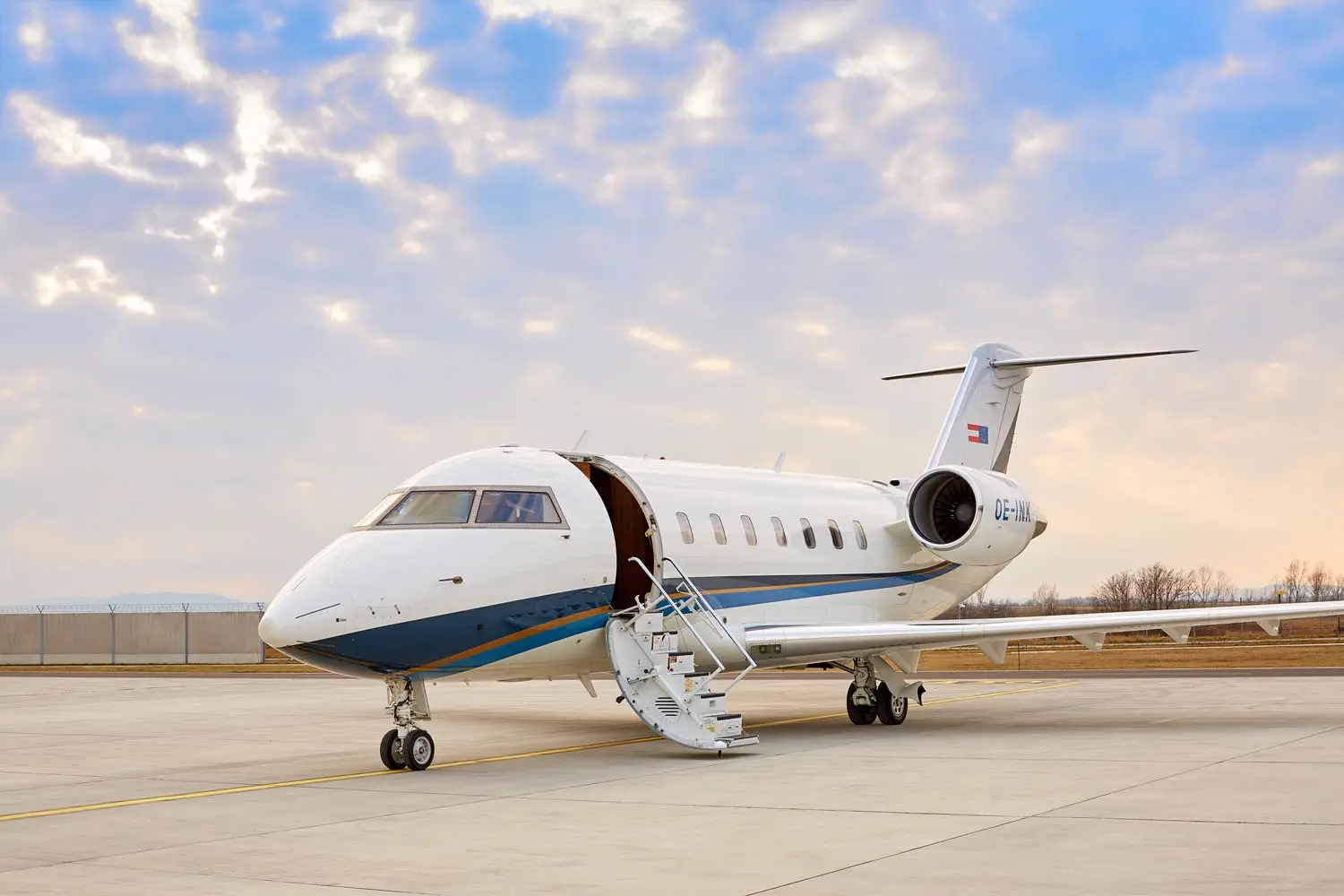 Bombardier Challenger 605 OE-INK