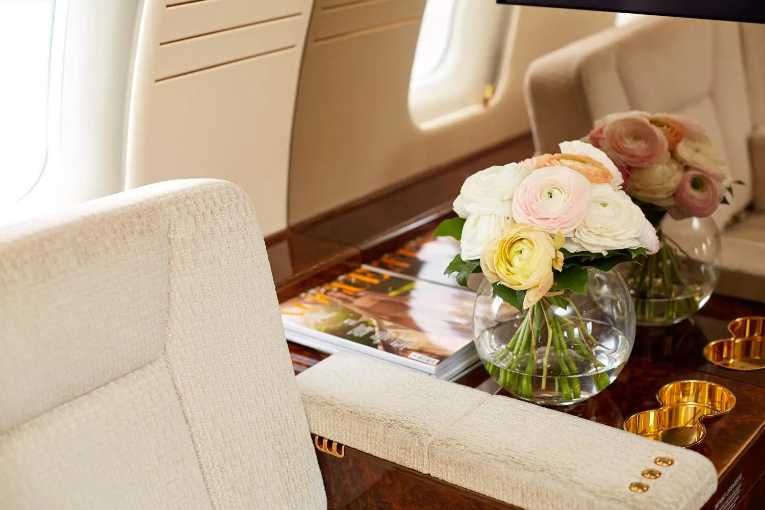 Bombardier Challenger 605 OE-INK operated by SPARFELL Aviation Group photo 2