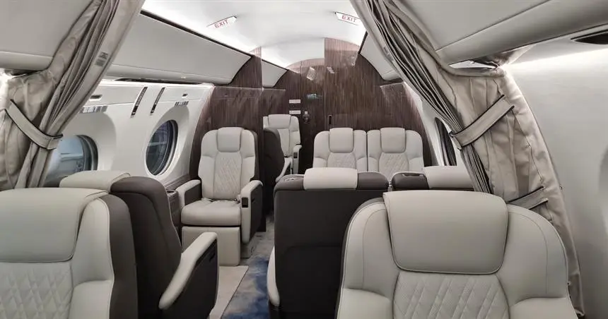 Gulfstream GVII-G600 OE-IPL operated by Alpi Jets GmbH photo 4