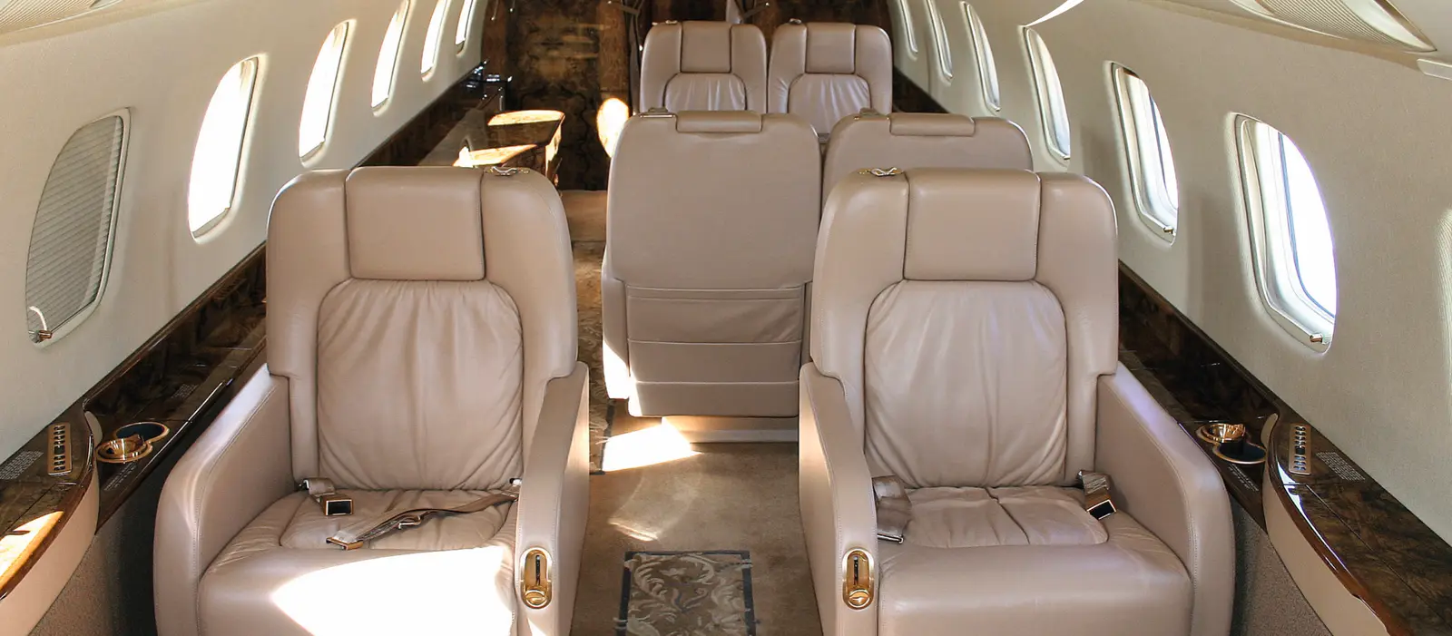 Embraer Legacy 600 OE-IRK operated by Avcon Jet AG photo 2