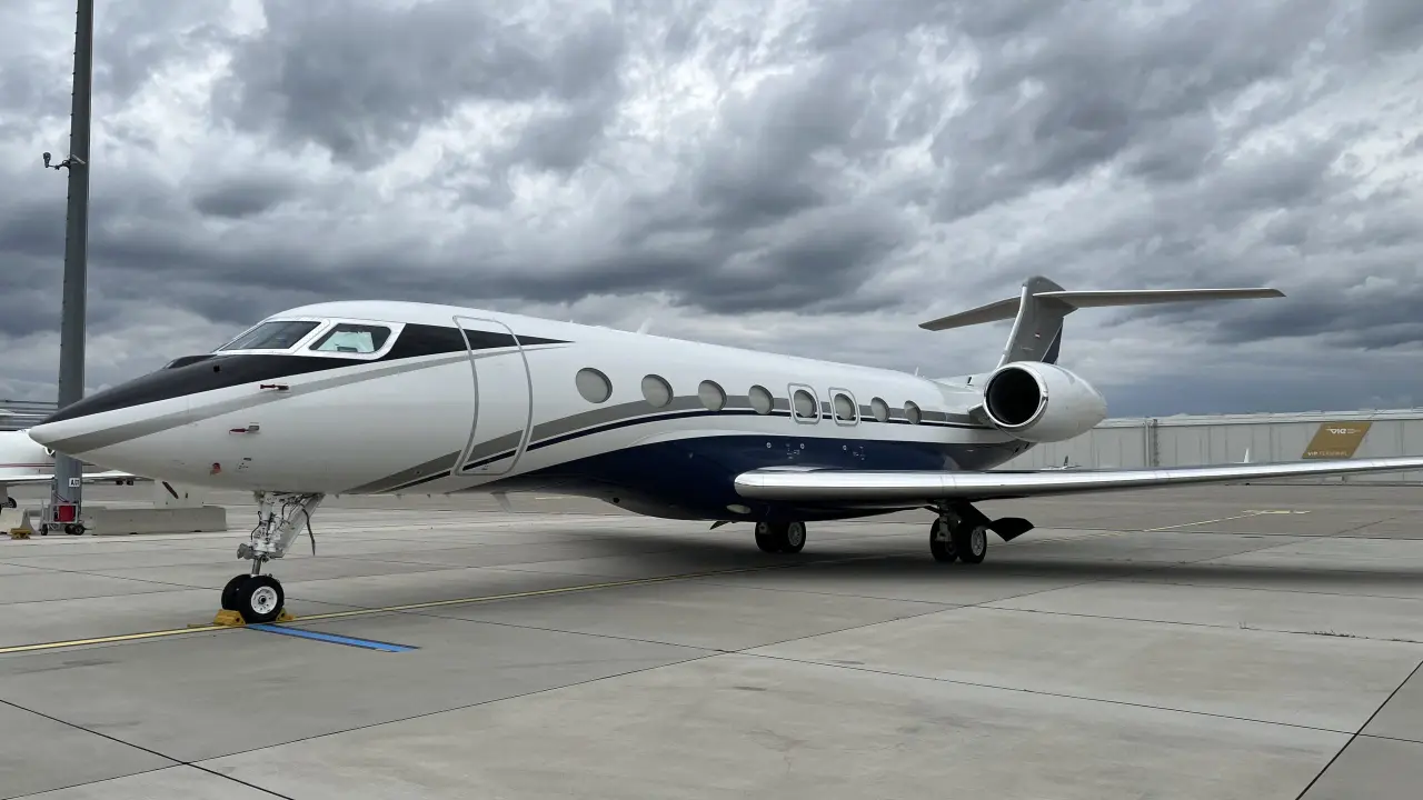 Gulfstream G650 OE-IRR operated by Mjet Gmbh photo 3
