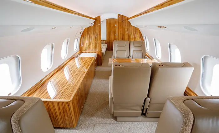 Bombardier Global 6000 OE-LCS operated by Avcon Jet AG, exterior