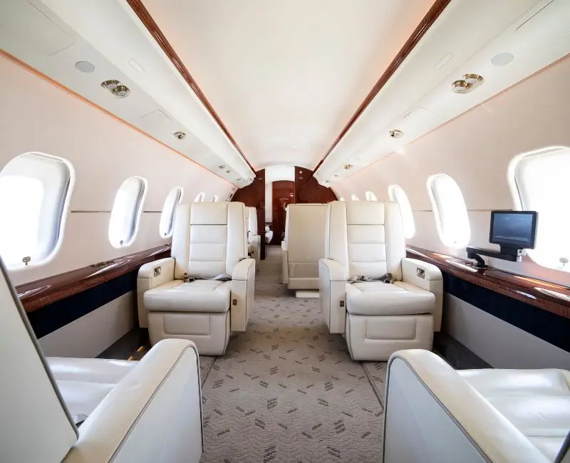 Bombardier Global 6000 OE-LHC operated by Skyside GmbH photo 2