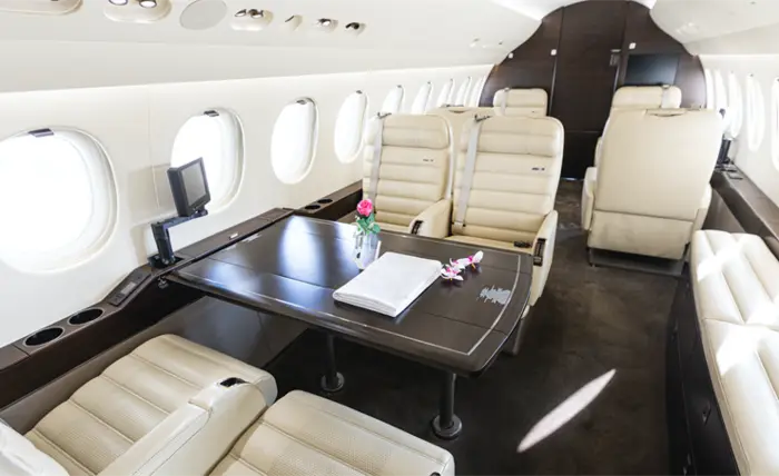 Dassault Falcon 7X OE-LRR operated by Avcon Jet AG photo 2
