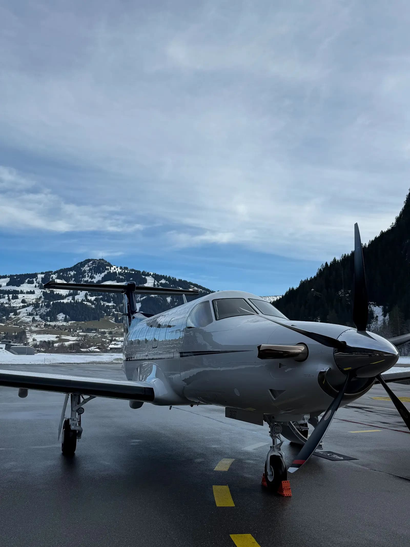 Pilatus PC-12/47 NG OH-GEM operated by Fly 7 Executive Aviation photo 4