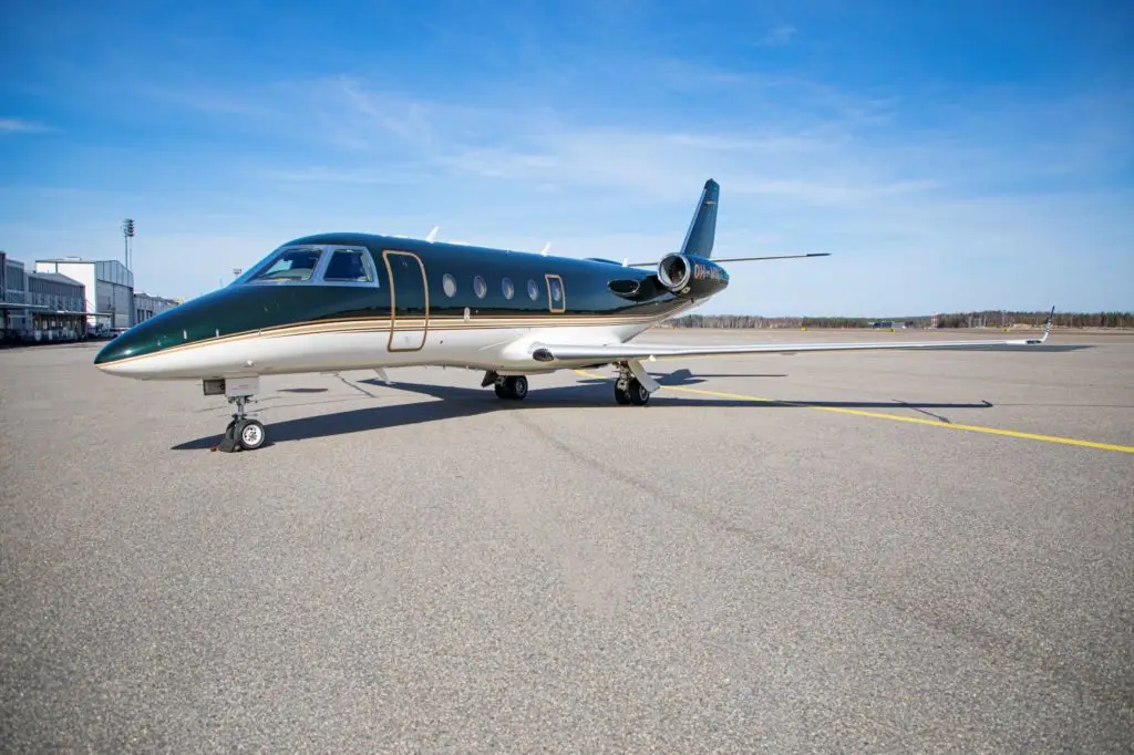 Gulfstream G150 OH-WIL operated by Jetflite OY photo 4