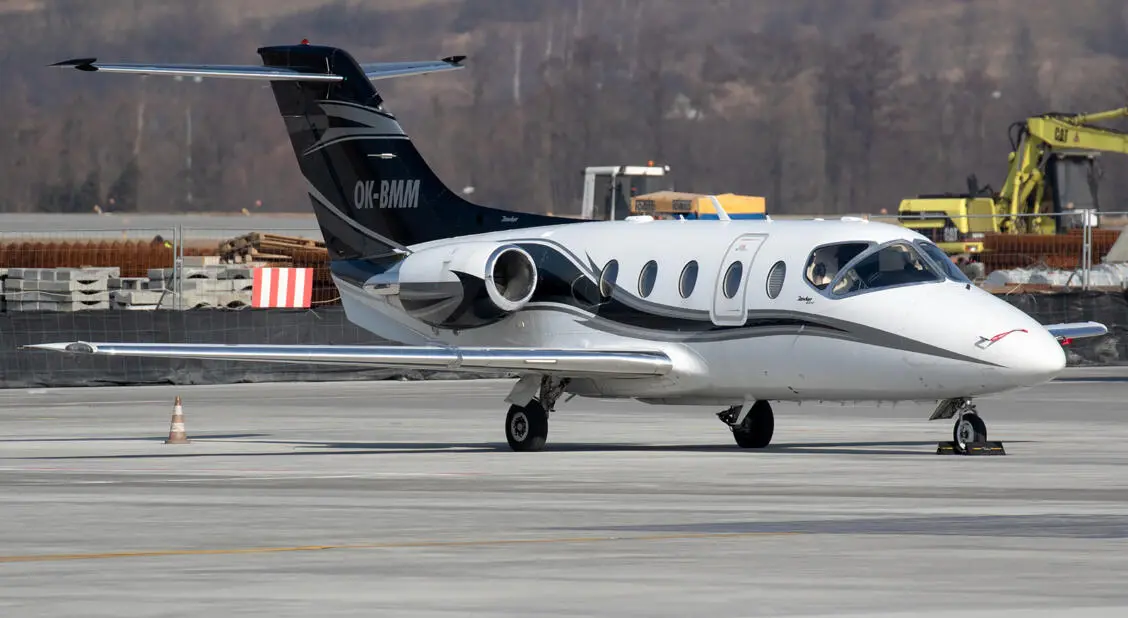 Beechcraft Hawker 400XP OK-BMM operated by Alpha Aviation s.r.o. photo 4