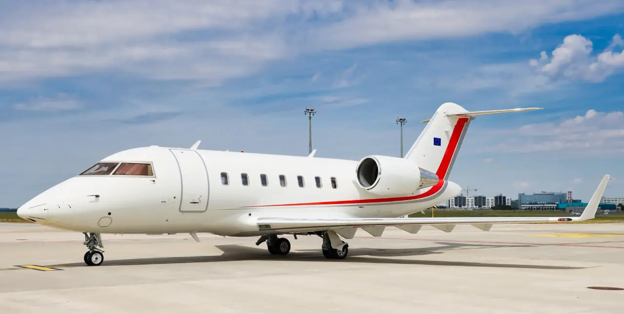 Bombardier Challenger 605 OK-BPS operated by Eclair Aviation photo 2