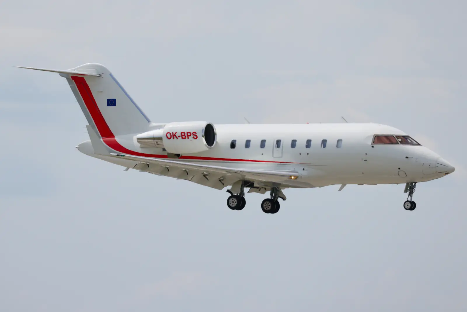 Bombardier Challenger 605 OK-BPS operated by Eclair Aviation photo 5