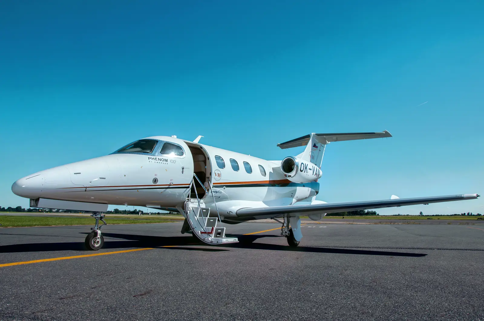 Embraer Phenom 100 OK-VAN operated by Air Prague s.r.o., exterior