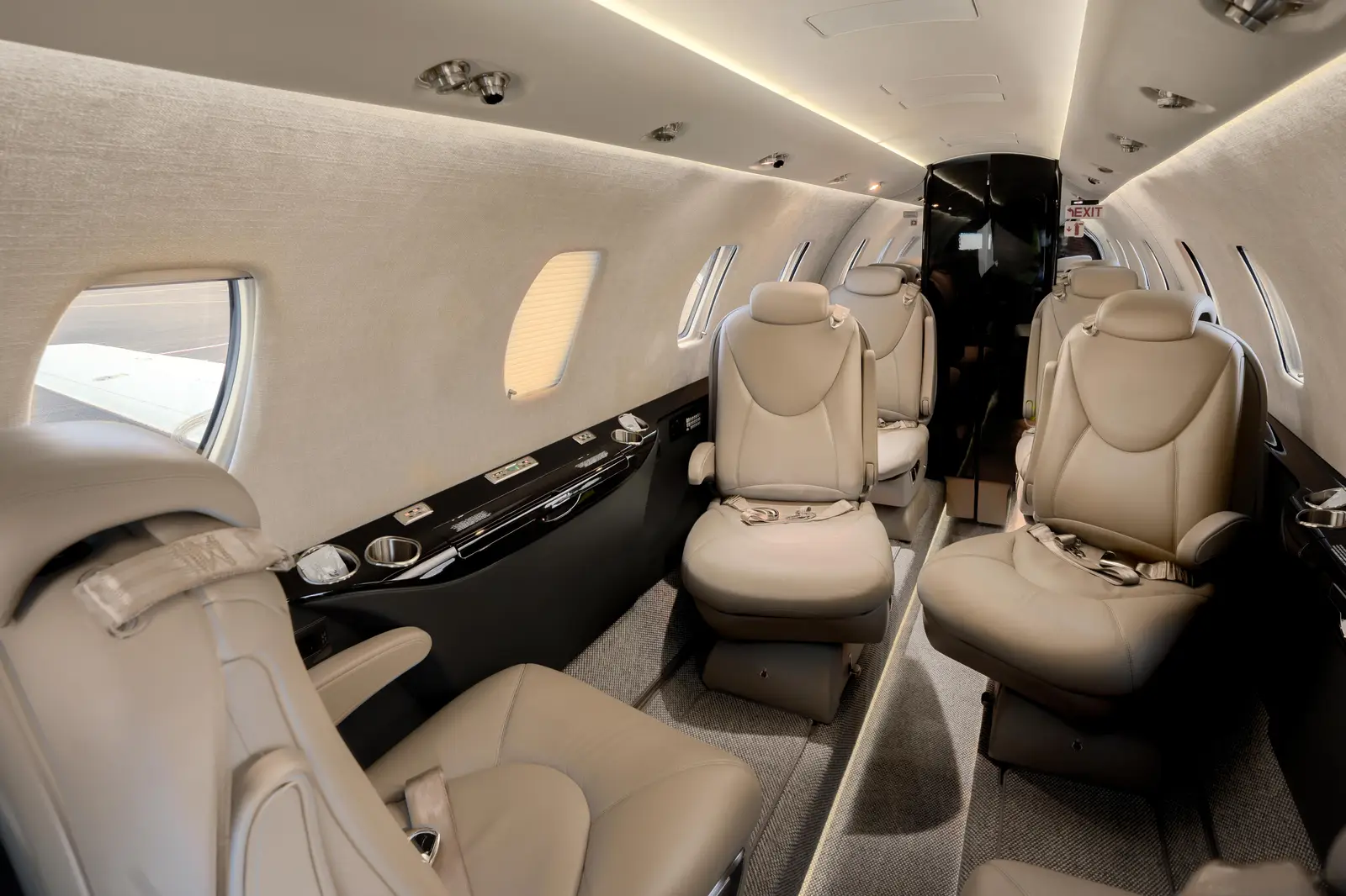 Cessna Citation XLS+ OM-NDB operated by BLAK Private Jets photo 2