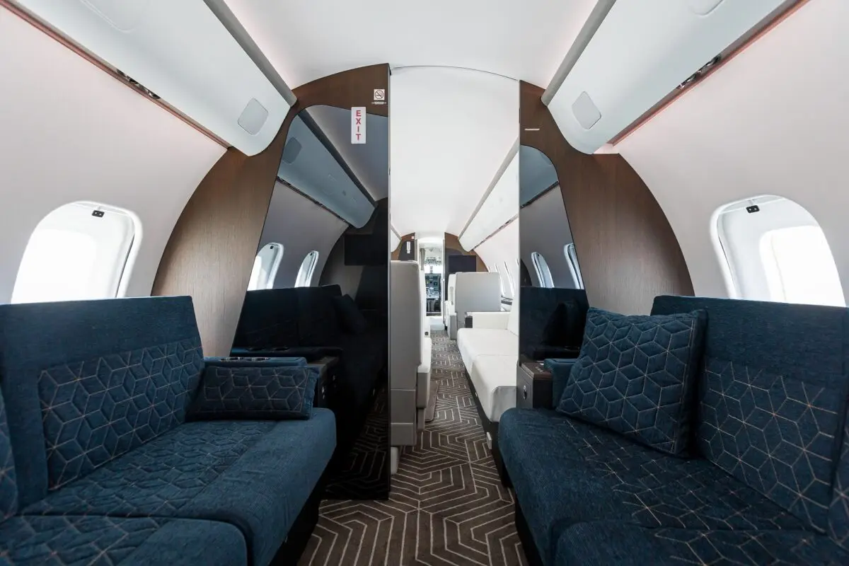 Bombardier Global 5000 OM-NTN operated by Elite Jet s.r.o. photo 4