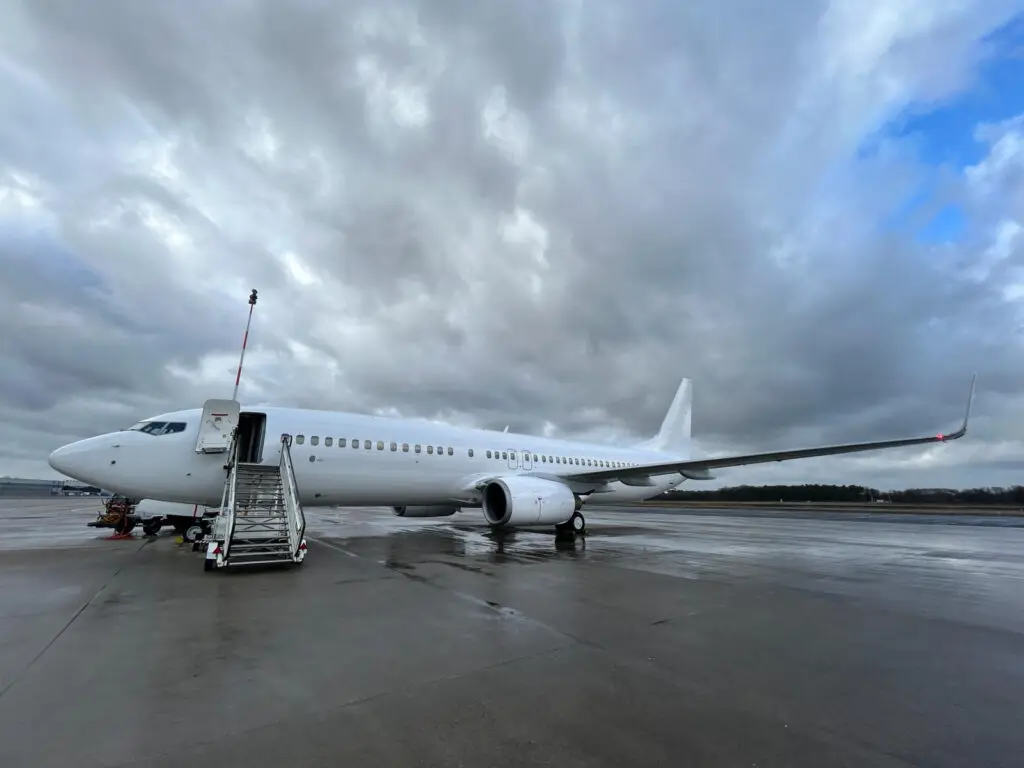 Boeing 737-800 OM-OEX operated by AirExplore, s.r.o. photo 4