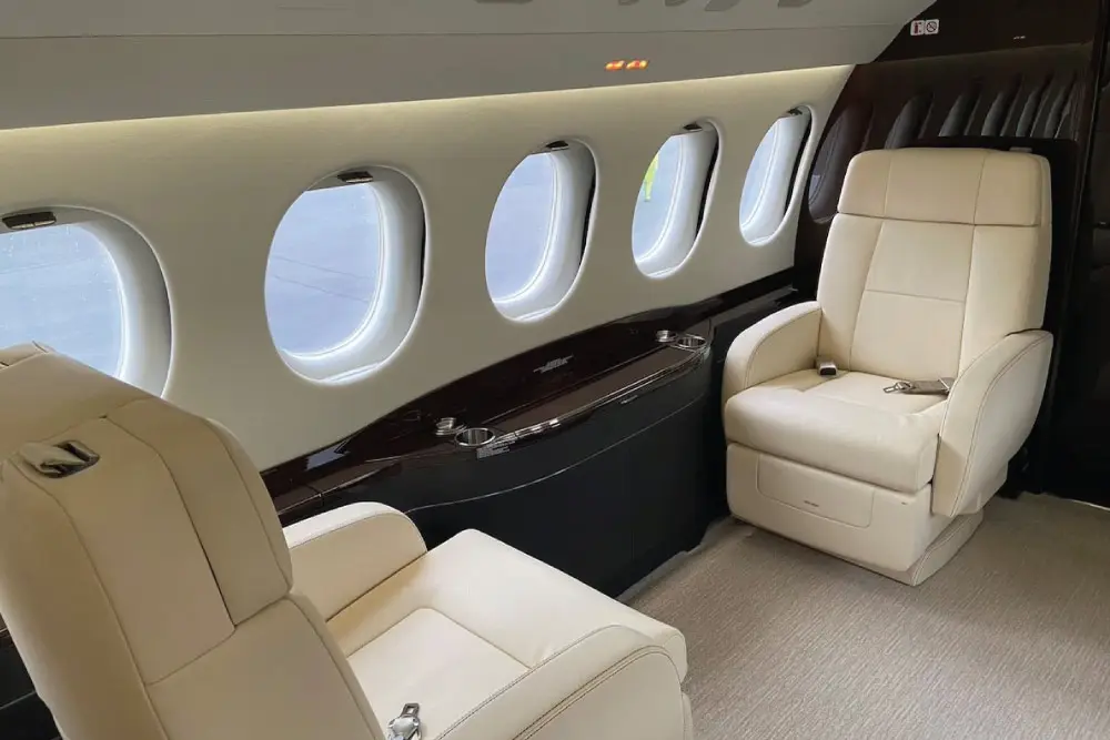 Dassault Falcon 7X OO-AIE operated by Luxaviation Group Europe photo 2