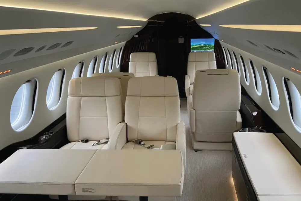 Dassault Falcon 7X OO-AIE operated by Luxaviation Group Europe photo 5