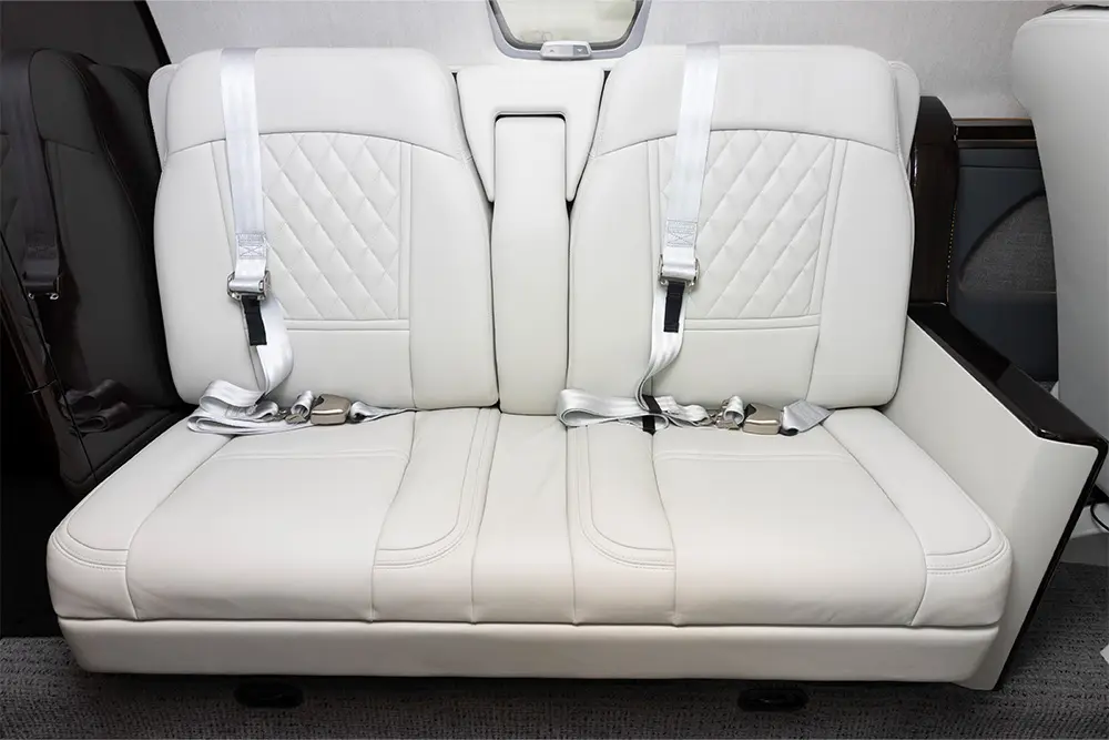Cessna Citation CJ4 OO-ZUN operated by Luxaviation Group Europe photo 4