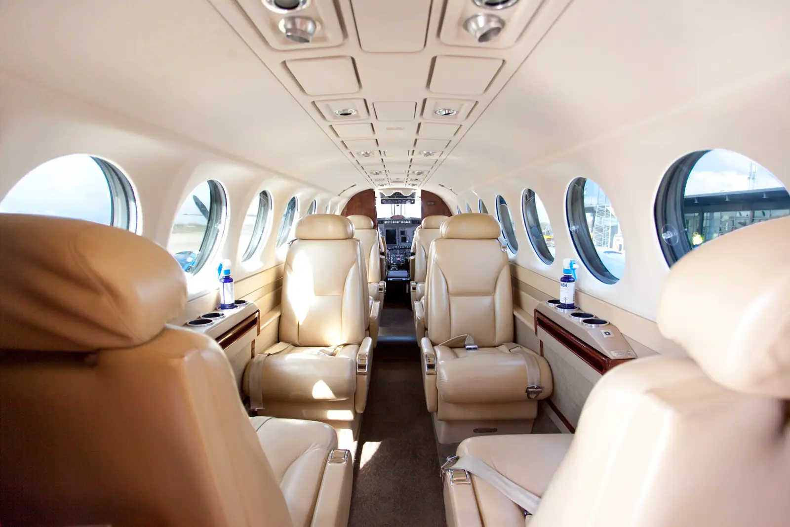 Beechcraft King Air 350 OY-CVW operated by Gayo Aviation photo 2