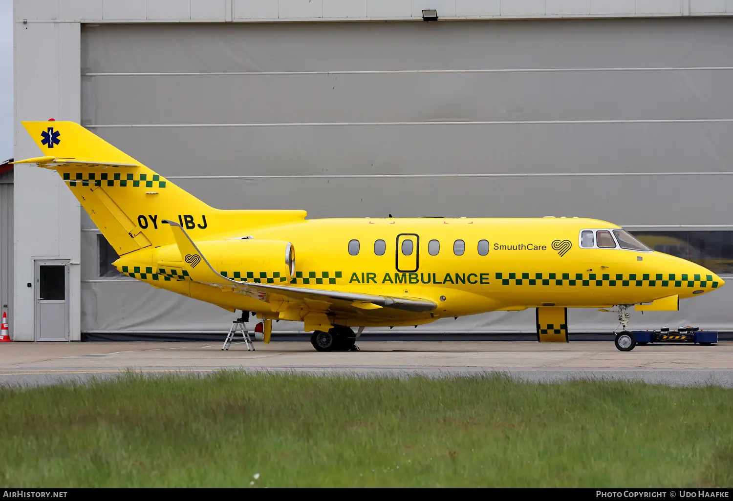 Beechcraft Hawker 800XP OY-JBJ operated by SmuuthCare, exterior