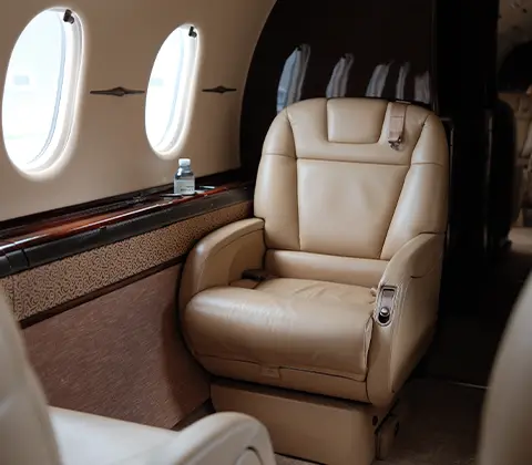 Beechcraft Hawker 4000 OY-JJS operated by JoinJet photo 4