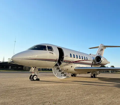 Beechcraft Hawker 4000 OY-JJS operated by JoinJet photo 6