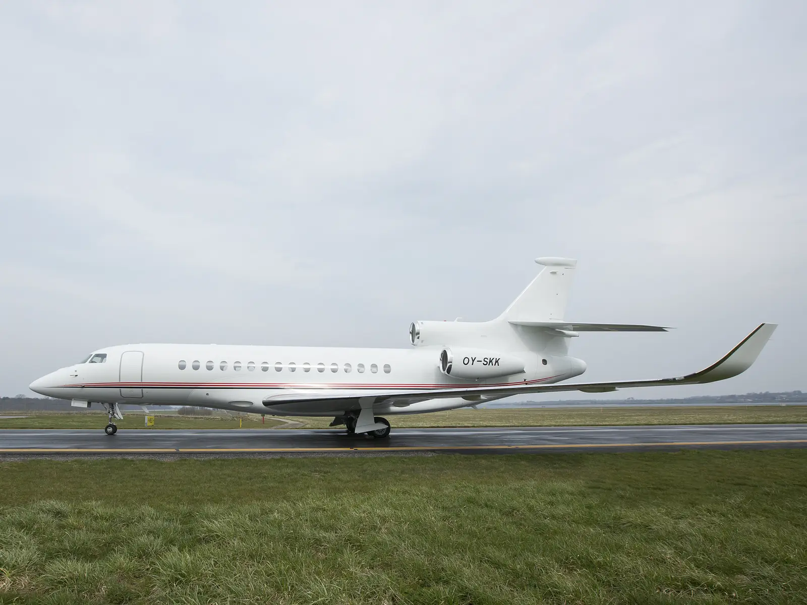 Dassault Falcon 8X OY-SKK operated by Air Alsie, exterior