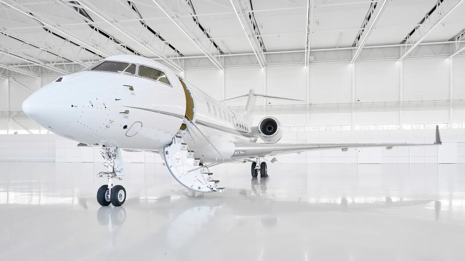 Bombardier Global 5500 OY-VVO operated by Blackbird Air Charter A/S photo 5