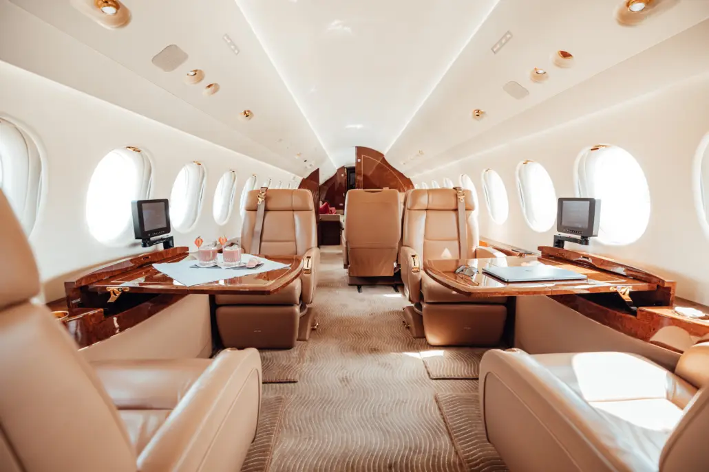 Dassault Falcon 7X PH-AJX operated by Exxaero photo 2