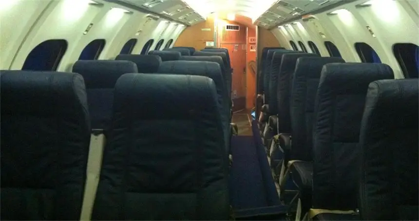 BAe Jetstream 32 PH-DCI operated by AIS Airlines photo 2