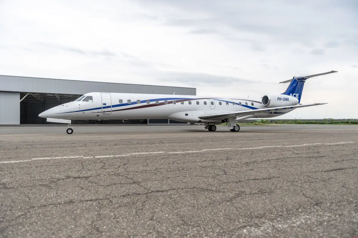 Embraer 145LR PH-DWA operated by Jetnetherlands photo 4