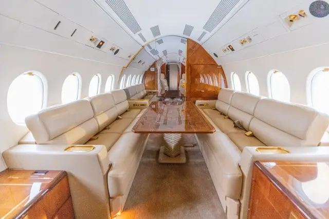 Dassault Falcon 900B PH-EBR operated by Exxaero photo 2