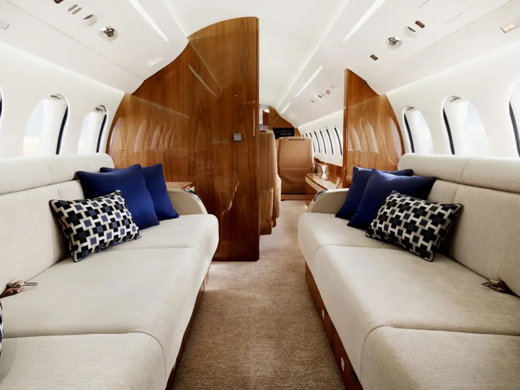 Dassault Falcon 7X PH-IWS operated by Exxaero photo 5
