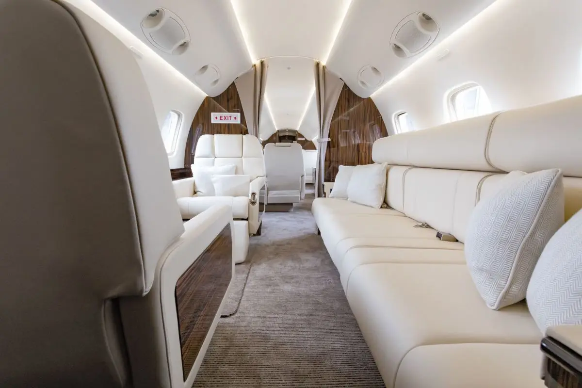 Embraer Legacy 600 PH-JRC operated by Jetnetherlands photo 2